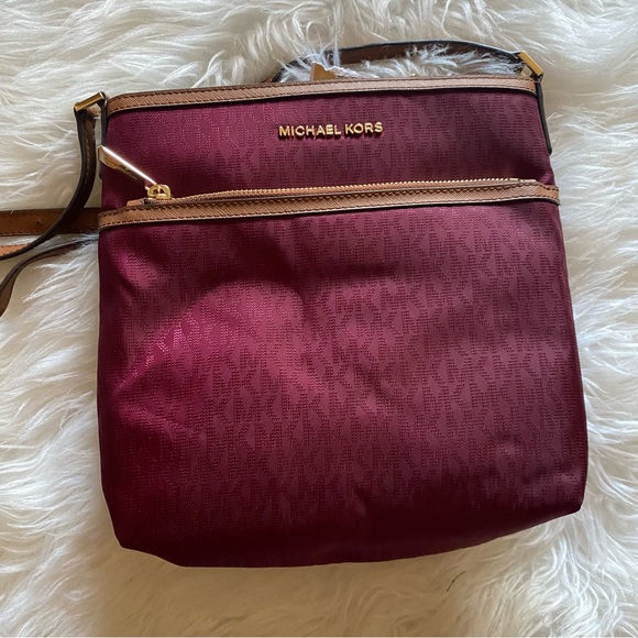 NWT Michael Kors Maroon and Tan Messenger Bag - Picture 7 of 7